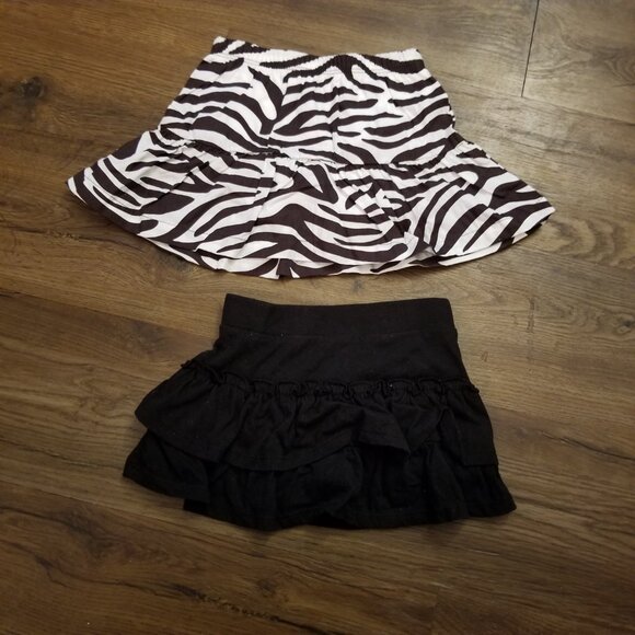 Girls Skirts, 18 Months, Set of 9 - Picture 13 of 15